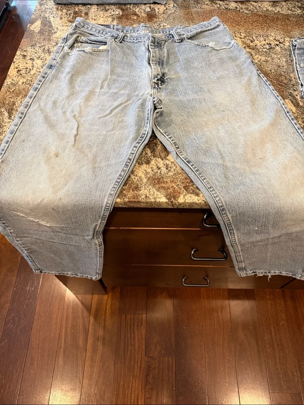 4 pairs of Men’s size 36x30-31ish Wrangler Denim Jeans - see notes